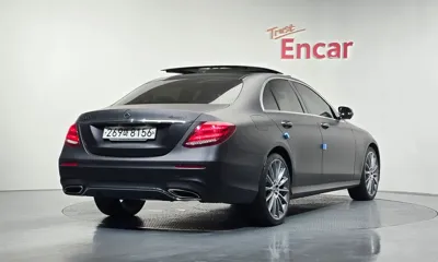 Mercedes-Benz E-Class 2020, 84936 км, за 21185.41 USD