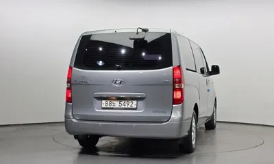Hyundai Starex 2014, 140375 км, за 4550.48 USD