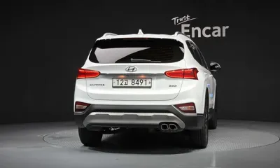 Hyundai Santafe 2019, 120711 км, за 10906.94 USD