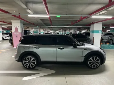 MINI Clubman 2024, 48293 км, за 18877.38 USD