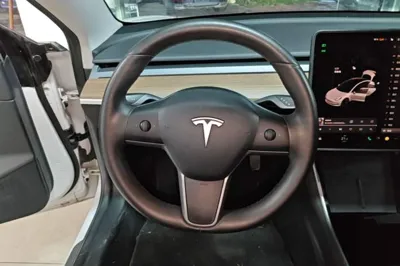 Tesla Model 3 2020, 120500 км, за 18622 USD - фото 13
