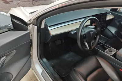 Tesla Model 3 2020, 120500 км, за 18622 USD - фото 18