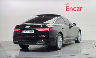 Audi A6 2020, 48263 км, за 17112.65 USD