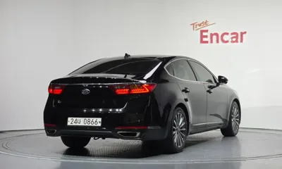 Kia K7 2016, 174685 км, за 5579.62 USD