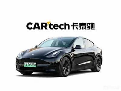 Tesla Model Y · 2023 год