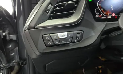 BMW 1-Series 2021, 55871 км, за 14962.28 USD - фото 20