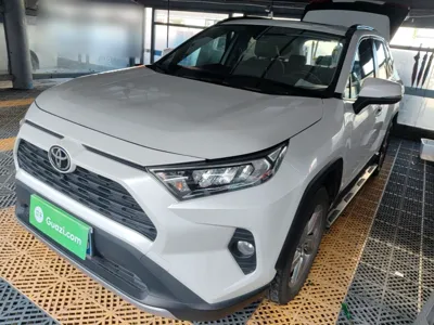 Toyota RAV4 · 2022 год