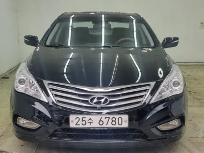 Hyundai Grandeur 2012, 103159 км, за 3386.08 USD