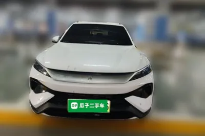BYD Song Pro New Energy 2025, 5000 км, за 12958 USD