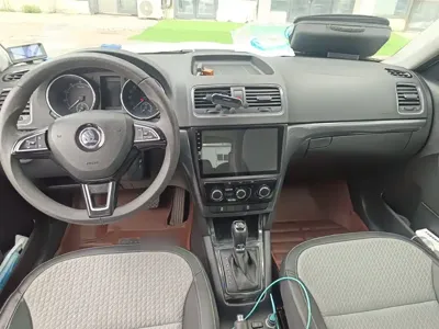 Skoda Yeti 2016, 108400 км, за 4234.51 USD - фото 10