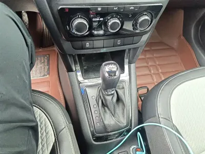 Skoda Yeti 2016, 108400 км, за 4234.51 USD - фото 15
