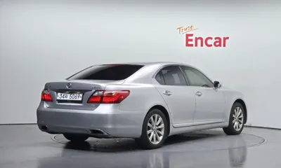 Lexus LS 2012, 282866 км, за 3243.84 USD