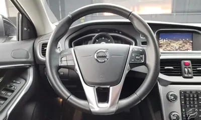 Volvo V40 2018, 221349 км, за 4618.43 USD - фото 13