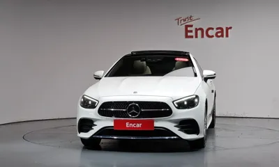 Mercedes-Benz E-Class 2023, 23871 км, за 44139.62 USD