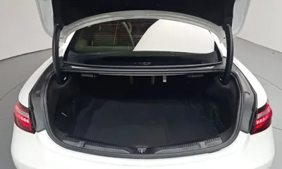 Mercedes-Benz E-Class 2023, 23871 км, за 44139.62 USD - фото 21