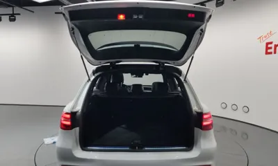 Mercedes-Benz GLC-Class 2018, 56058 км, за 32291.5 USD - фото 18
