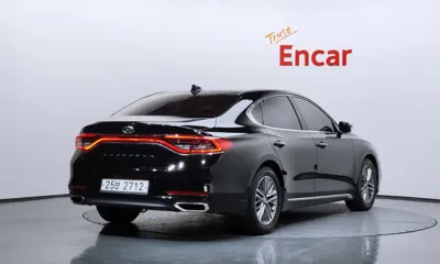 Hyundai Grandeur 2018, 75765 км, за 9751.5 USD