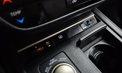 Lexus ES 2016, 155127 км, за 14006.52 USD - фото 16
