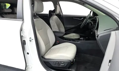 Kia Niro 2022, 17601 км, за 18827.37 USD - фото 11