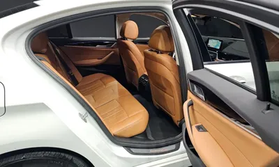 BMW 5-Series 2018, 83688 км, за 14178.81 USD - фото 11