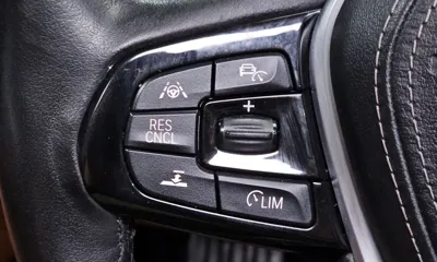 BMW 5-Series 2018, 83688 км, за 14178.81 USD - фото 19