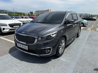 Kia Canival · 2016 год