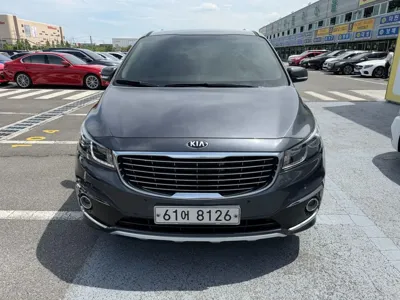 Kia Canival 2016, 124300 км, за 7752.45 USD