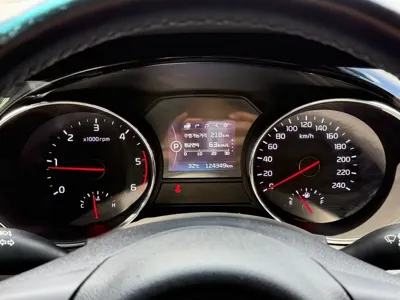 Kia Canival 2016, 124300 км, за 7748.91 USD - фото 8