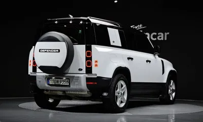 Land Rover Defender 2020, 56462 км, за 65140.1 USD