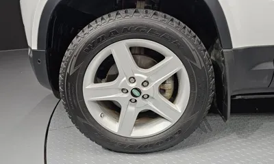 Land Rover Defender 2020, 56462 км, за 65140.1 USD
