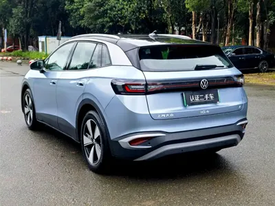 Volkswagen ID.4 X 2024, 9000 км, за 13988.61 USD