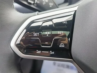 Volkswagen ID.4 X 2024, 9000 км, за 13988.61 USD - фото 25