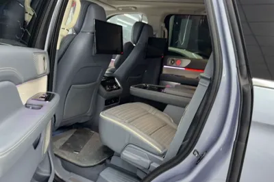 Lincoln Navigator 2019, 93200 км, за 60971 USD