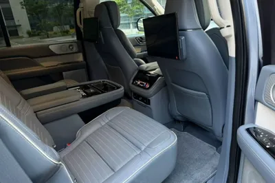 Lincoln Navigator 2019, 93200 км, за 60971 USD - фото 12
