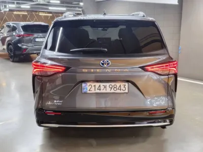Toyota Sienna 2025, 4146 км, за 42870.19 USD