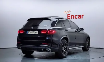 Mercedes-Benz GLC-Class 2022, 9319 км, за 32952.61 USD