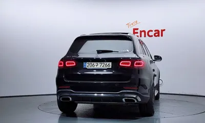 Mercedes-Benz GLC-Class 2022, 9319 км, за 32952.61 USD