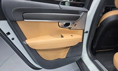 Volvo V90 2019, 72444 км, за 21596.43 USD - фото 25