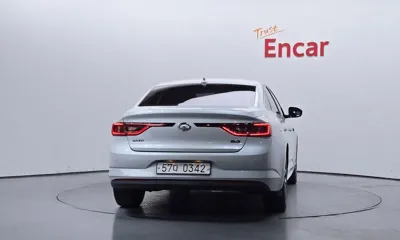 Renault-KoreaSamsung SM6 2016, 213130 км, за 2724.17 USD