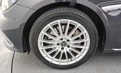 Mercedes-Benz E-Class 2021, 96441 км, за 21456.94 USD