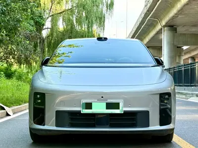 Li Auto 理想i6 2025, 19000 км, за 34597.97 USD