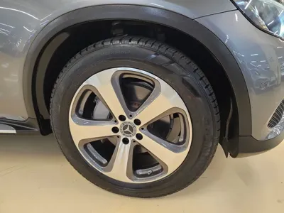Mercedes-Benz GLC-Class 2019, 33500 км, за 20707.16 USD