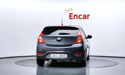 Hyundai Accent 2012, 87275 км, за 3216.49 USD