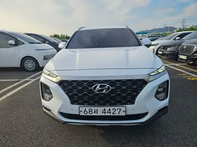 Hyundai Santafe 2019, 136893 км, за 11290.53 USD
