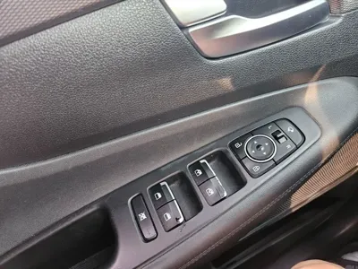Hyundai Santafe 2019, 136893 км, за 11205.22 USD - фото 13