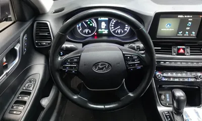 Hyundai Grandeur 2019, 204512 км, за 7947.89 USD - фото 13