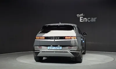 Hyundai Ioniq5 2023, 23271 км, за 21402.57 USD