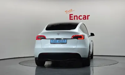 Tesla Model Y 2023, 29336 км, за 25912.23 USD