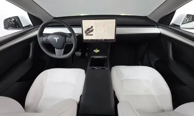 Tesla Model Y 2023, 29336 км, за 25912.23 USD - фото 7