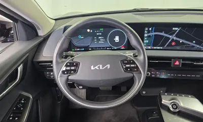 Kia EV6 2023, 11837 км, за 21127.21 USD - фото 13
